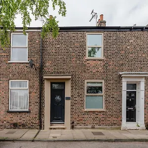 Swan House: Central City Retreat With Free Parking , York United Kingdom